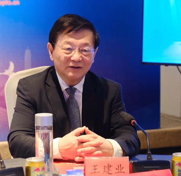 王建业:养为主 医为辅 让老年人幸福养老