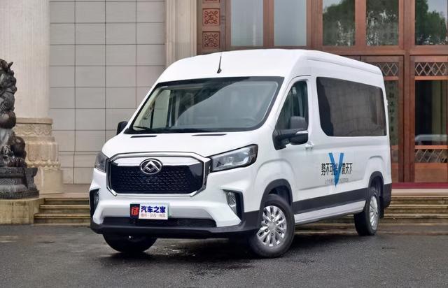 大通maxusev90』而v90,v80 plus和v80经典版车型,均搭载的是柴油