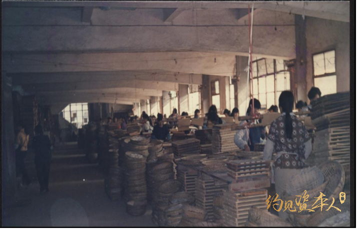 当年东平陶瓷厂的环境 图/东鹏控股提供