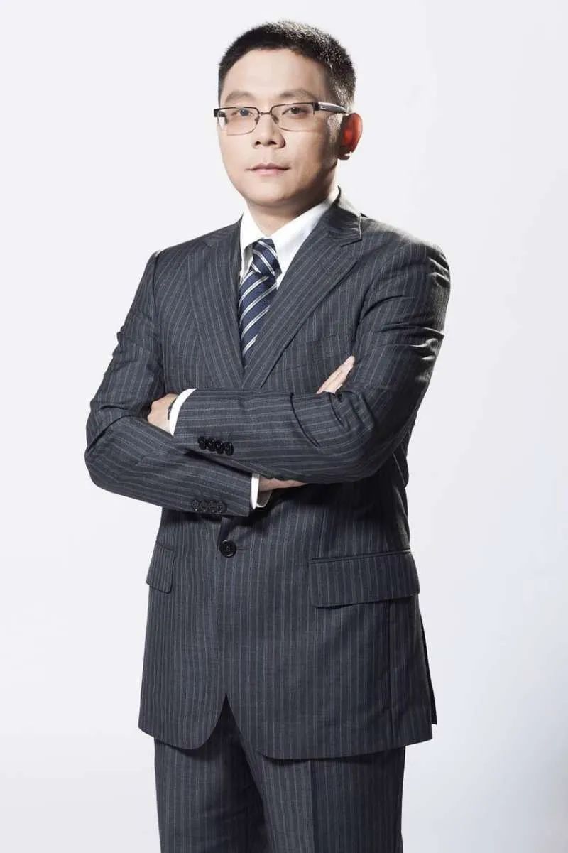 张坤跌下神坛巴菲特黯然失色投资界注定不相信眼泪