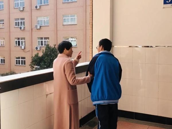 “中国好人”蒋利娟：用人大代表的责任和担当为孩子们发声休闲区蓝鸢梦想 - Www.slyday.coM