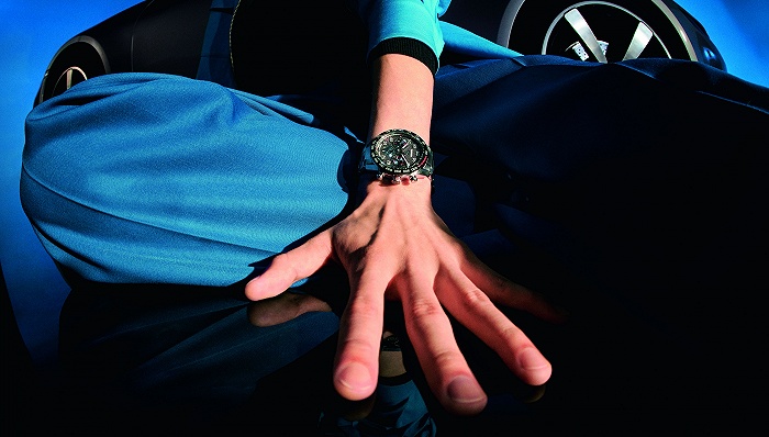 泰格豪雅×保时捷开启全新合作，宝珀五十噚系列复刻经典时计丨当周腕表