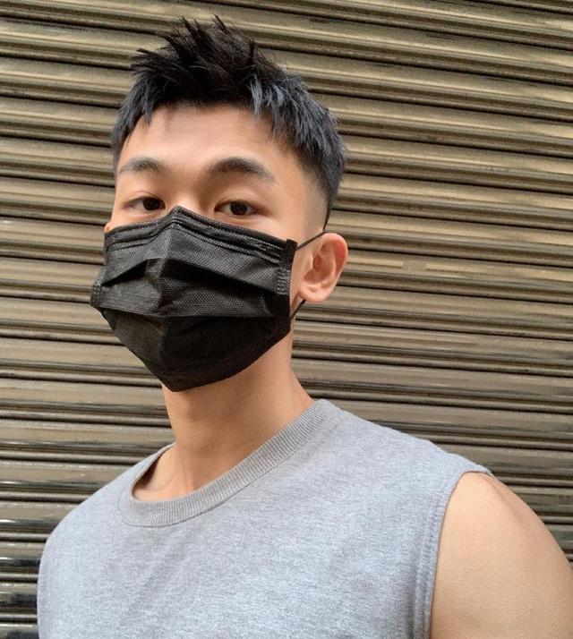 20岁左右男生别留锅盖头剪这5款发型更适合干净又帅气