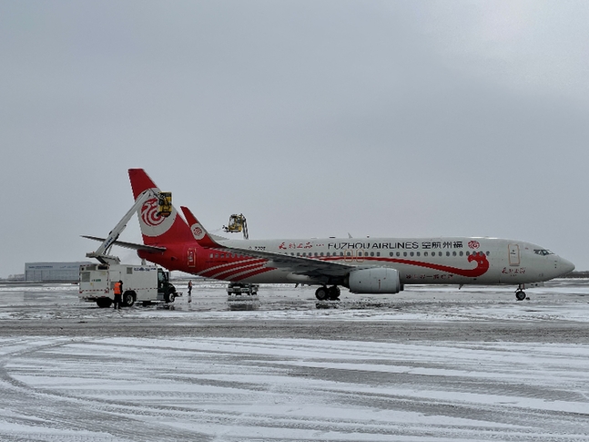 降雪天气影响哈尔滨机场43个航班起降