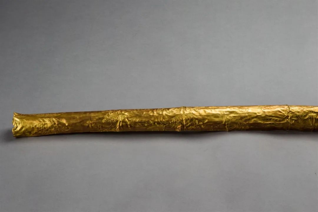 这是三星堆出土的金杖局部(资料照片).新华社发(四川省文物局供图)