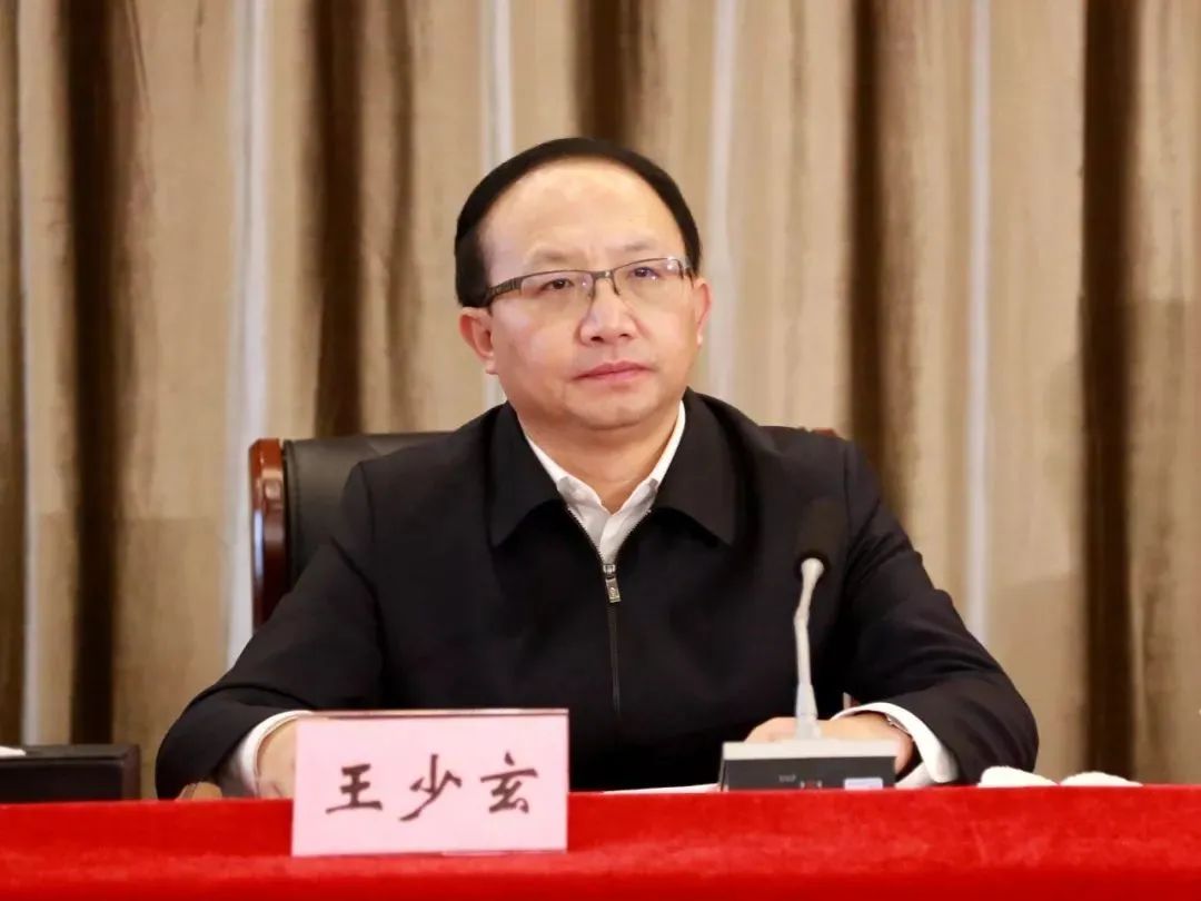 赣州市委副书记(正厅级),2015年2月当选吉安市市长