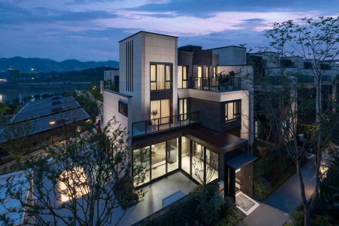 壹江郡,来源:香港置地香港置地的开发建设逻辑是,以高端居住为核心