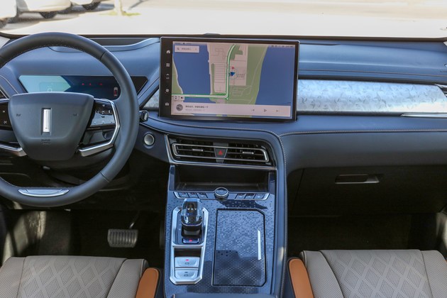 细品方知味内饰见真章抢先体验wey玛奇朵