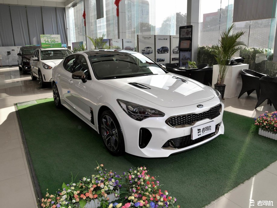 制动系统存患 现代召回32辆进口起亚斯汀格2.0gt