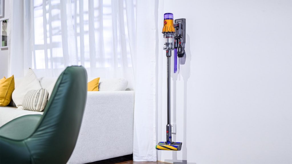 戴森发布全新 v12 detect slim 轻量无绳吸尘器__财经头条