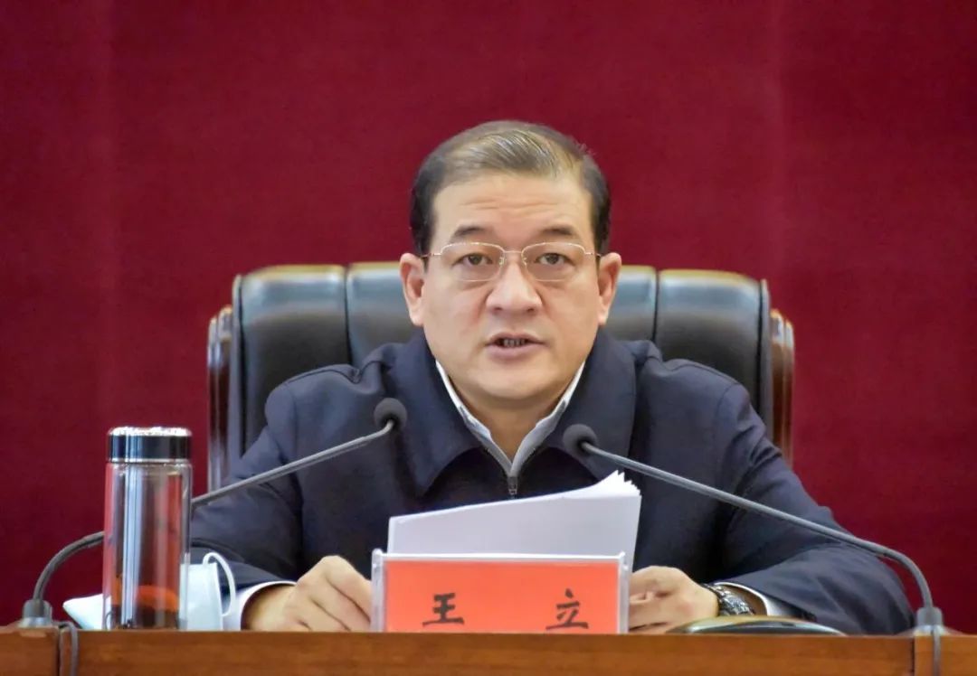 异地履新   空缺三个月后,湖北宜昌迎来新任市委书记——曾在直播时