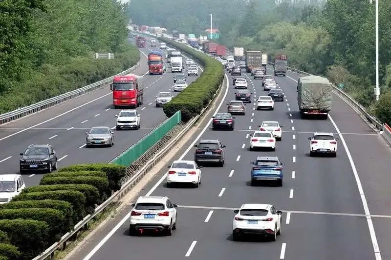 晚报休闲区蓝鸢梦想 - Www.slyday.coM