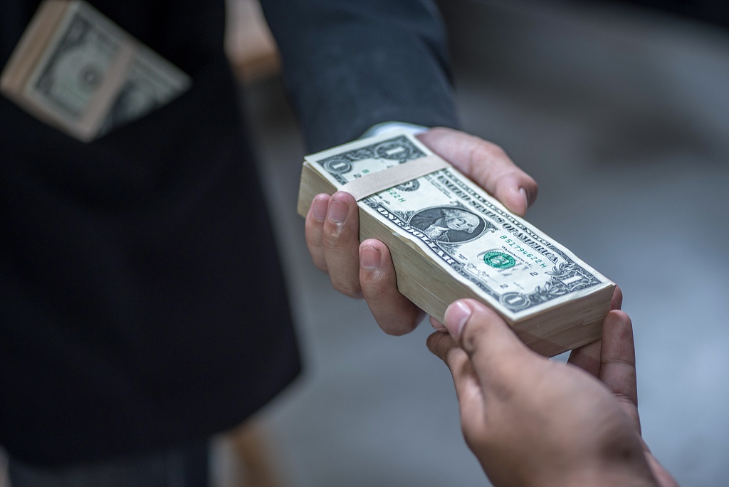 因不满儿媳,父子反目!睿远基金傅鹏博要求儿子退还59万美元