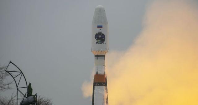 要价最高五千万美元 美“太空探险”公司的太空游客已抵达俄罗斯休闲区蓝鸢梦想 - Www.slyday.coM