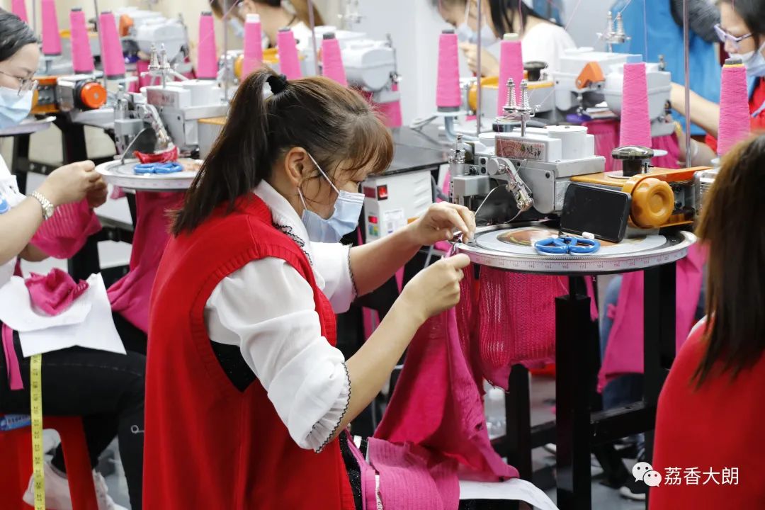 织女来袭!大朗首届"缝盘技能竞赛"精彩上演