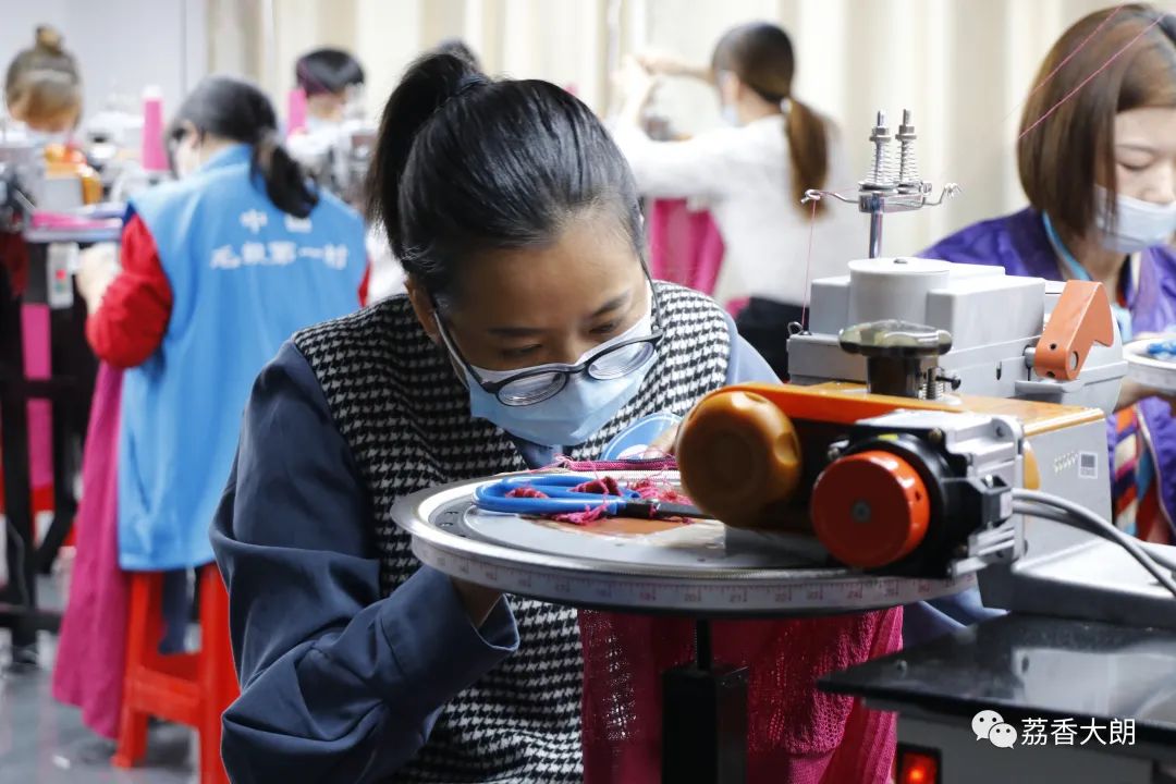 织女来袭!大朗首届"缝盘技能竞赛"精彩上演