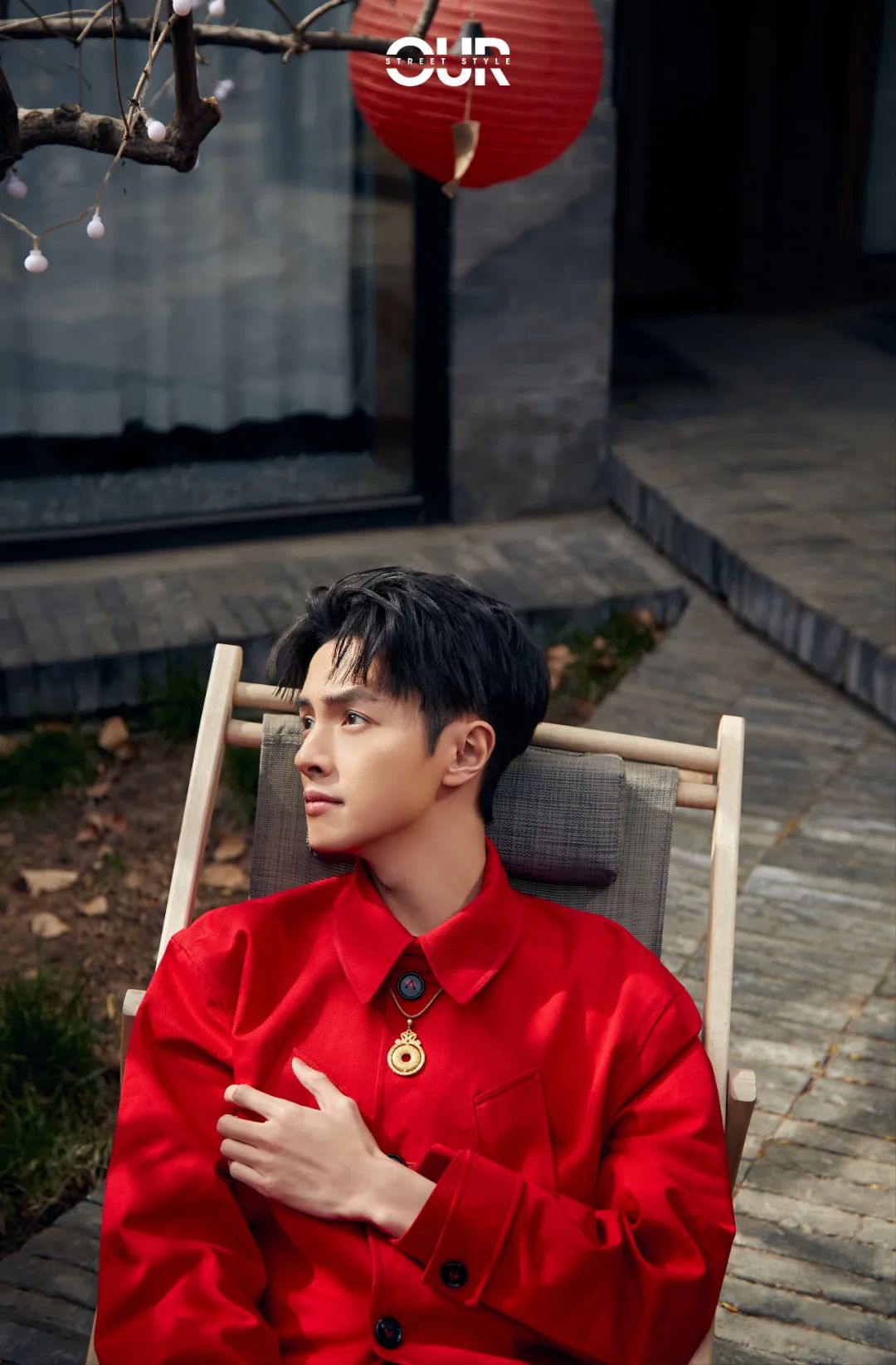 春暖花开时与曾黎官鸿胡冰卿一起赏花采风吧