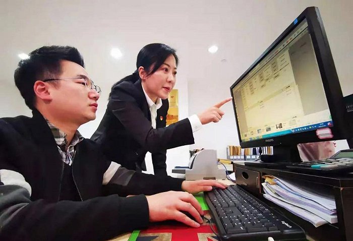 你在刷淘宝有人在拍船网上花数亿元买轮船