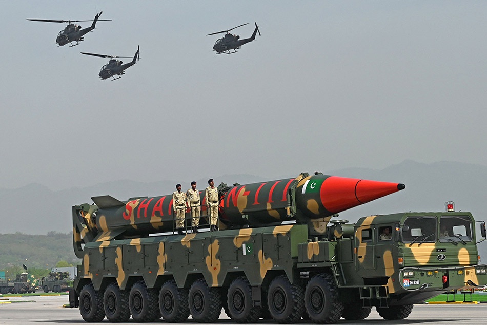 早安·世界｜埃及中止苏伊士运河交通，货船脱浅或需数日休闲区蓝鸢梦想 - Www.slyday.coM