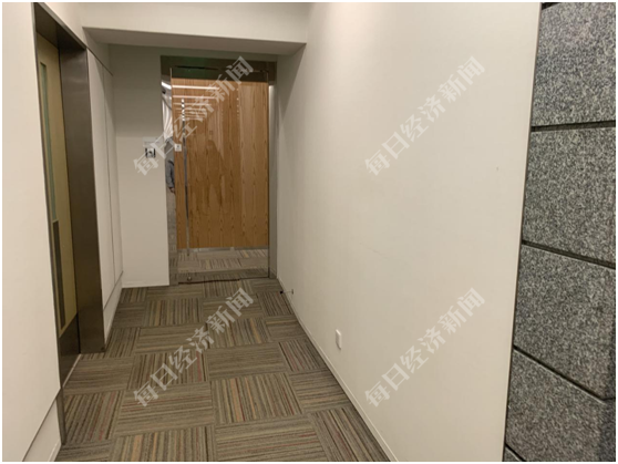 耐克、阿迪股价大跌！原来它们在中国赚了这么多休闲区蓝鸢梦想 - Www.slyday.coM