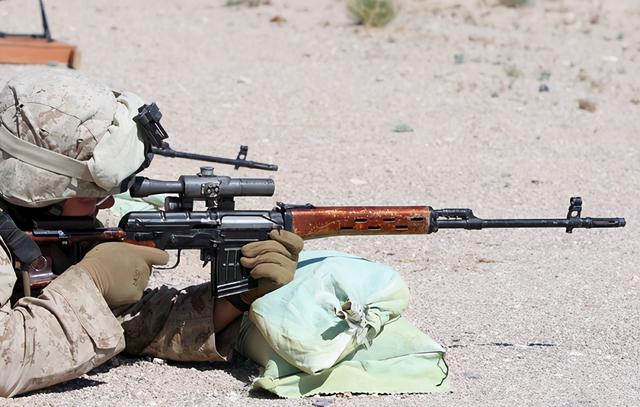 我们为何保留85式狙击步枪 威力大 射程远 改进之后精度高