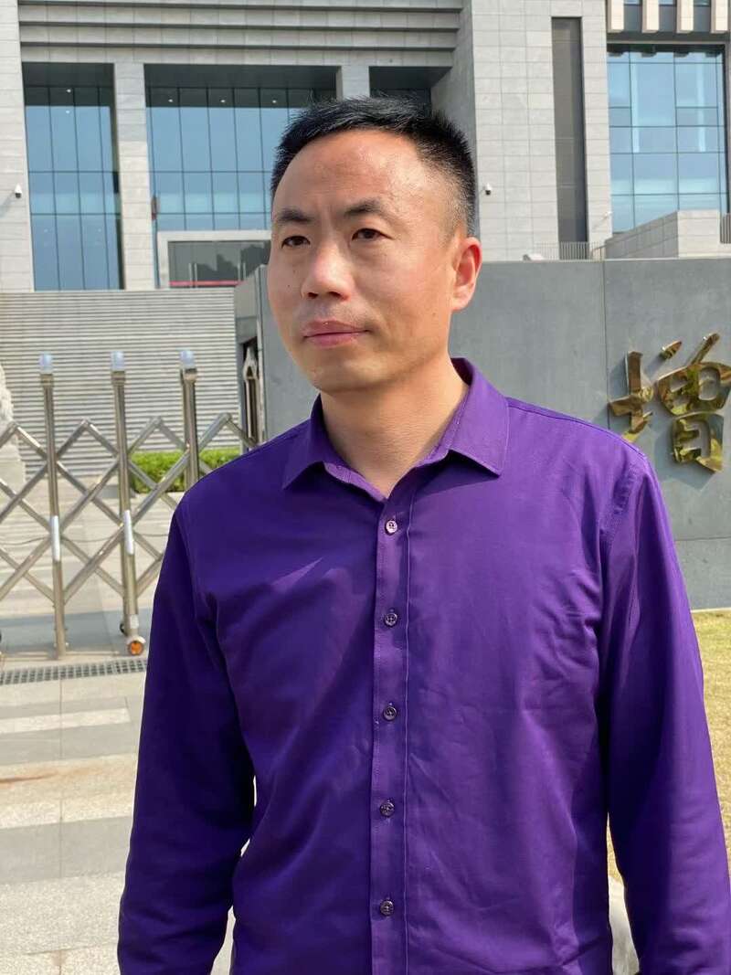 申军良的代理律师,北京中闻律师事务所律师刘长称,被告人的代理律师在