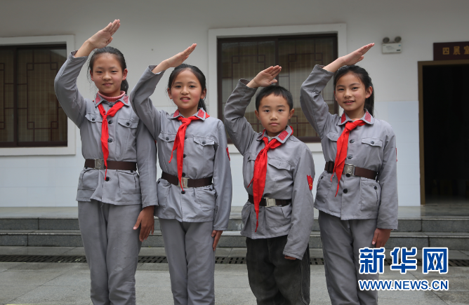 遵义"红娃"讲党史 专业又有范儿