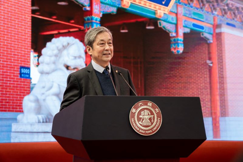 上海交大2021年研究生毕业典礼：愿各位同学“吃得了辛苦、耐得住寂寞、经得住诱惑”休闲区蓝鸢梦想 - Www.slyday.coM