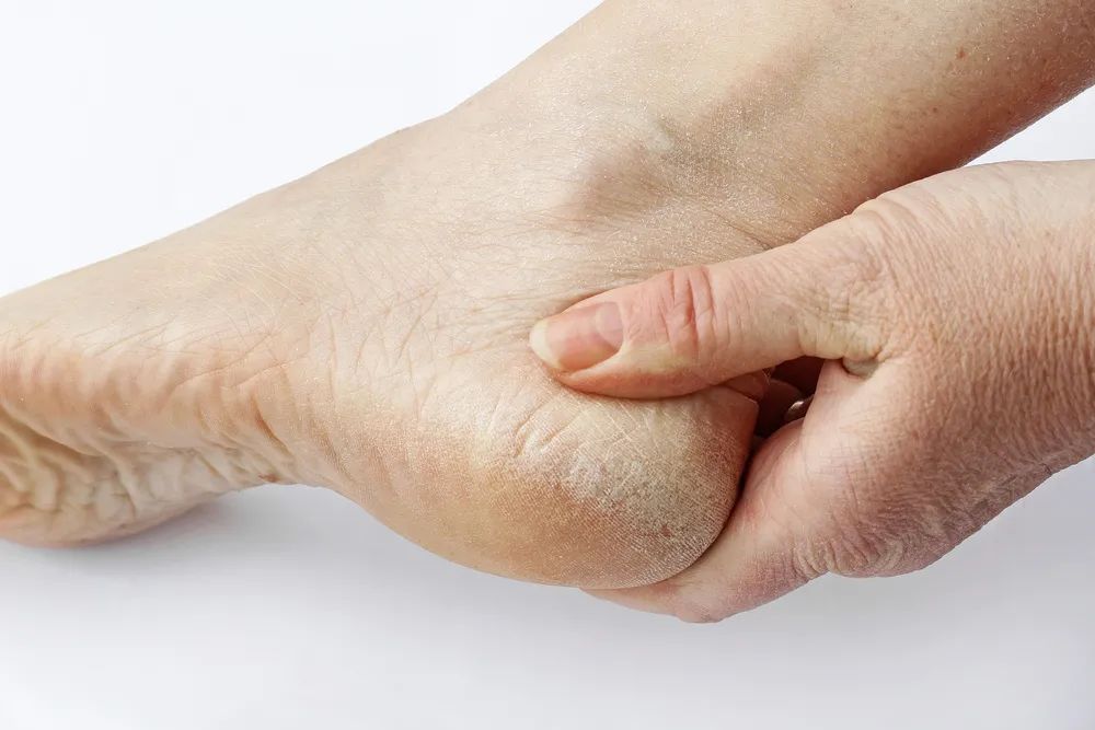 喝酸奶能防癌晚上吃水果会患糖尿病这些健康谣言千万别信