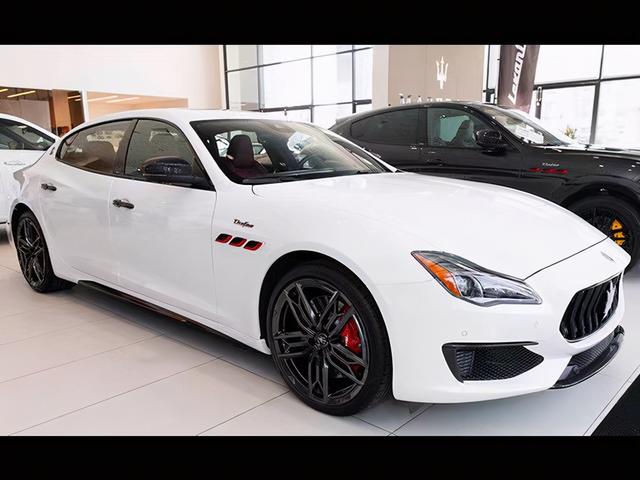 玛莎拉蒂总裁高性能版发动机产自法拉利