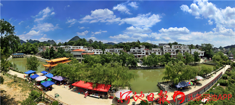 推进各县(区)政务服务大厅标准化,规范化建设.