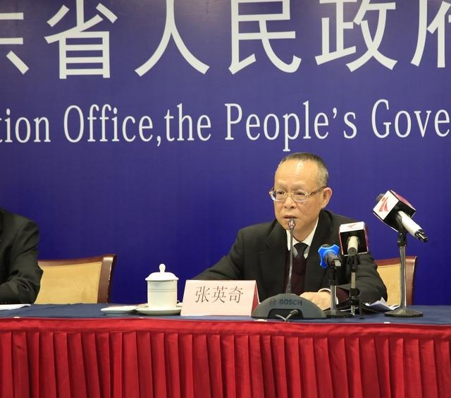 省自然资源厅一级巡视员张英奇◆ 推动解决"三旧"改造矛盾纠纷《管理