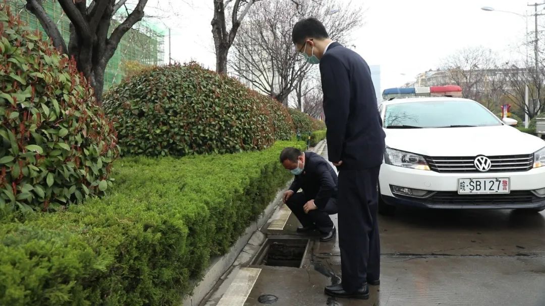 检察官到现场开展调查核实