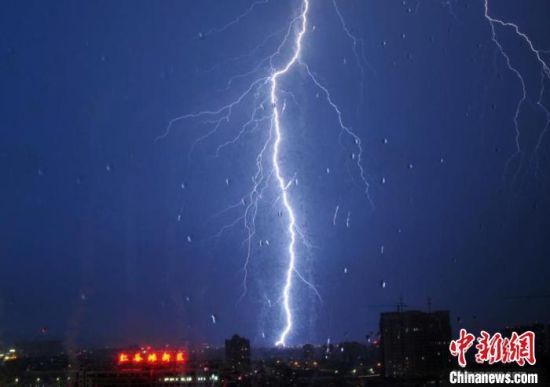 江西省灾害性天气监测率达到82.5%