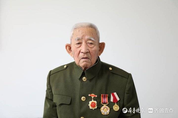 抗美援朝老退役军人胡淑泉
