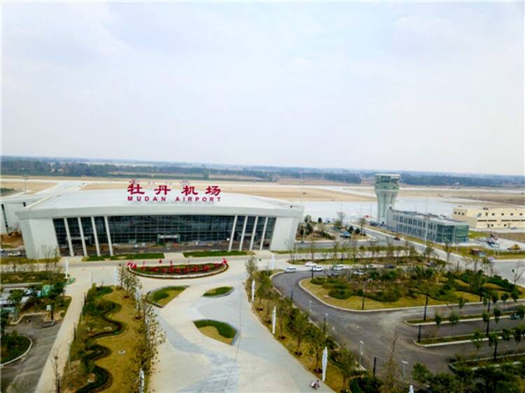 菏泽牡丹机场开售机票多条航线陆续开通
