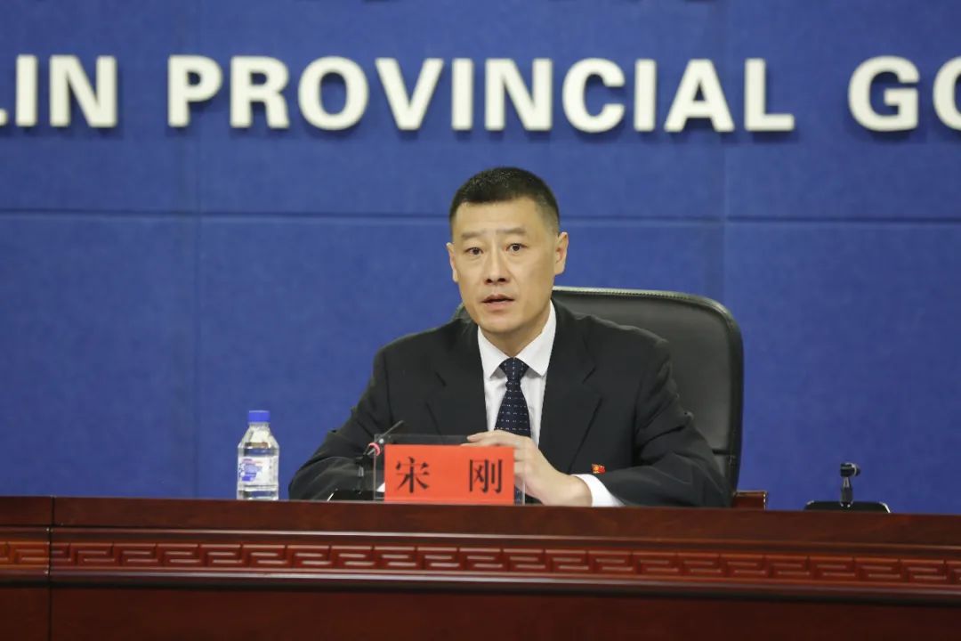 我省立法明确对公共数据进行全生命周期管理持续释放数据红利