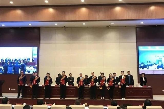 中安集团董事长_贵阳中安科技集团董事长郑建新荣获“贵州省民营经济人士优秀中国特...