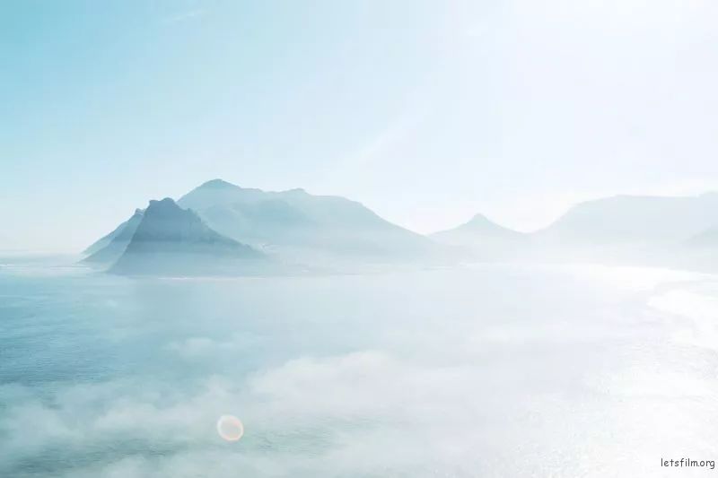 极简篇一丨为什么在这个物质极丰富的时代,我们谈起了“极简主义”?