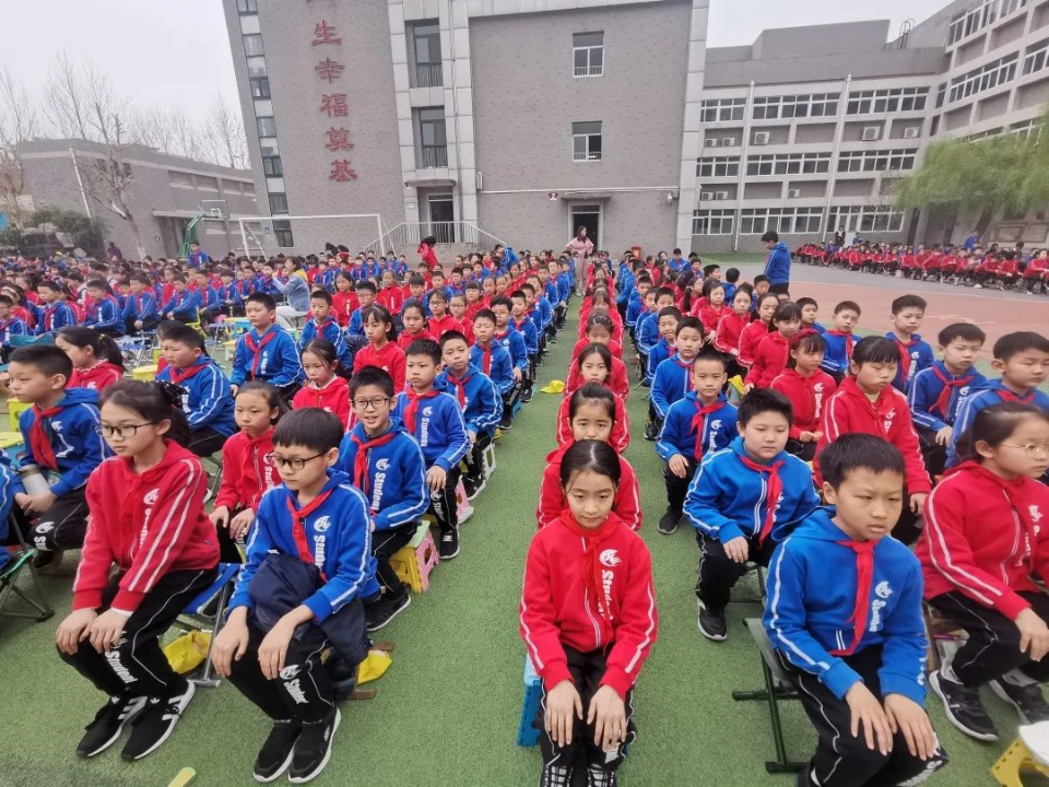 阳光运动助成长昂扬精神展风采济南市甸柳一小举行广播操比赛