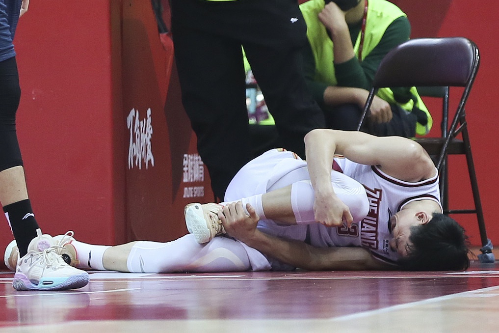 纵观cba马尚断裂的跟腱难以预测的总冠军形势