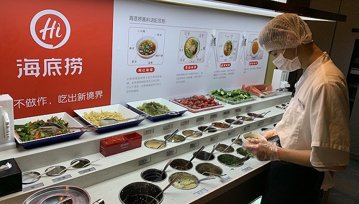 “牛肉粒变人造肉 海底捞是控制成本还是在创新？