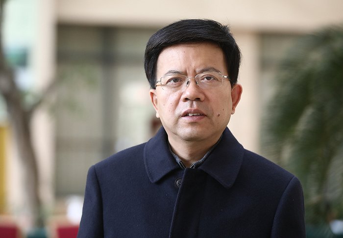 全国政协委员、陕西建工党委书记、董事长张义光：发展建筑劳务产业 推动建筑业农民工职业化|农民工|张义光|陕西_新浪科技_新浪网