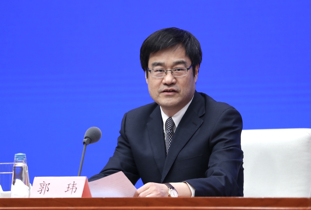 国新办举行解读政府工作报告有关情况吹风会