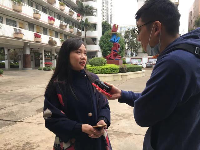 南宁两名小学生放学捡到1万元巨款！之后的举动堪称“教科书式典范”休闲区蓝鸢梦想 - Www.slyday.coM