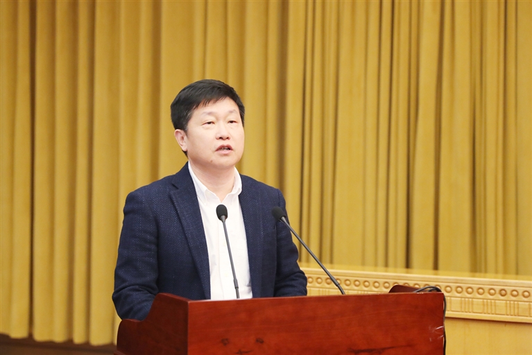 市民政局党组书记,局长杨刚