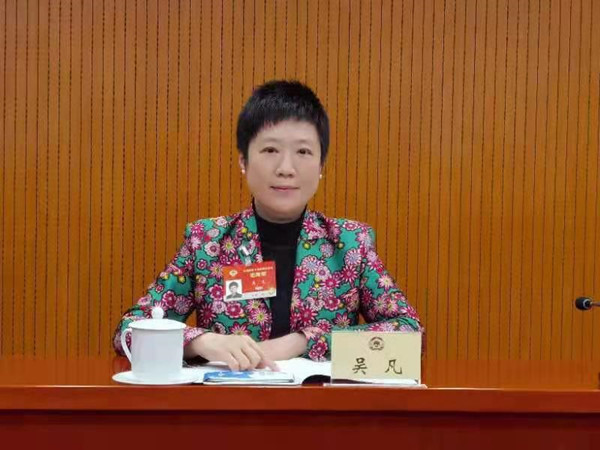 两会焦点疫苗信息公开个人隐私关于疫情那些事代表委员们都帮你提了