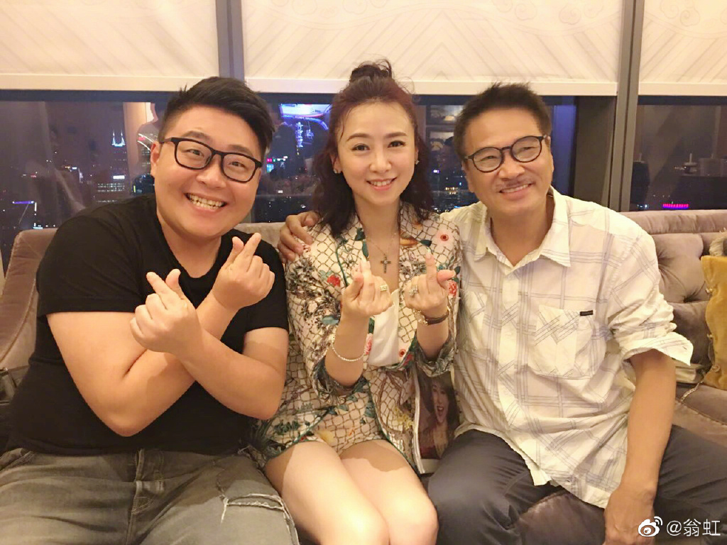 翁虹因工作原因不能回港吊唁吴孟达 晒昔日合影送别休闲区蓝鸢梦想 - Www.slyday.coM