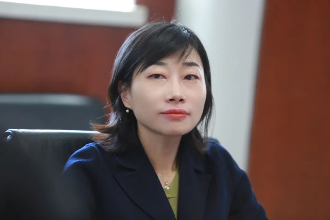 图/北京同仁医院药学部主任张弨在座谈会上发言