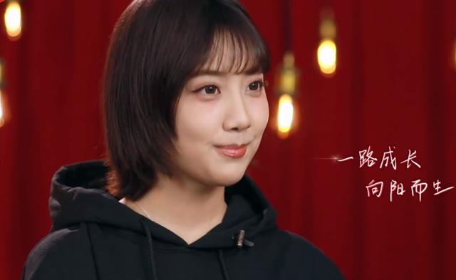 从0到10的惊喜!李艺彤在《欢乐喜剧人》的进步,连郭德纲都服